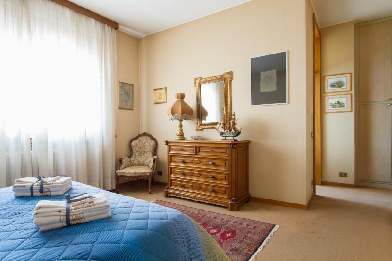 Appartamento Ampio E Indipendente Con Vista Giardino Paderno d'Adda Экстерьер фото